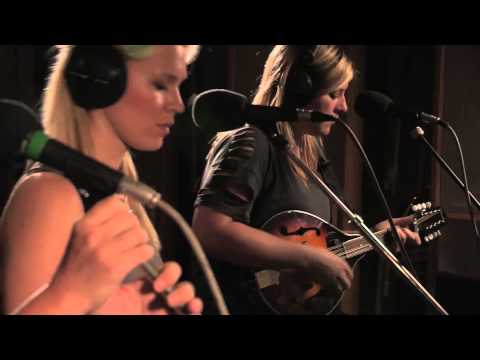 Kelly Clarkson Cover - Princess of China - Coldpla...
