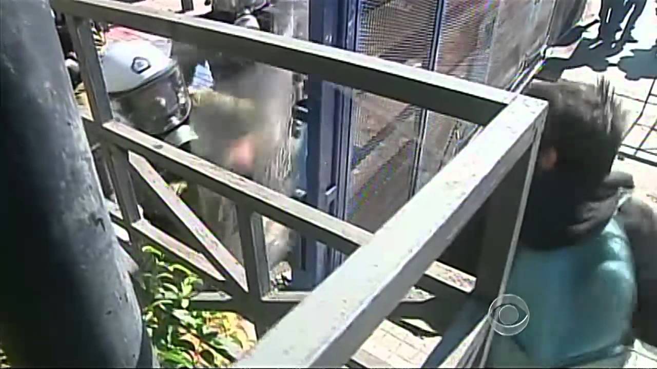 The CBS Evening News with Scott Pelley - Greek protests rage over gov't cuts, tax hikes