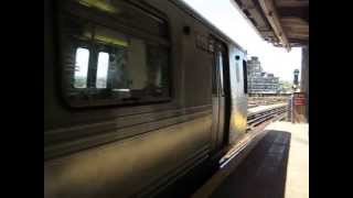 R46 F Train Leaving Smith-9Th Streets 2008