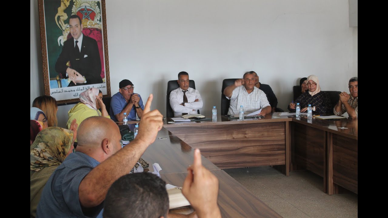 الخميسات   الجماعة الترابية أيت يدين في دورة أكتوبر  2025..  نقاش حاد و حضاري و مصادقة جماعية