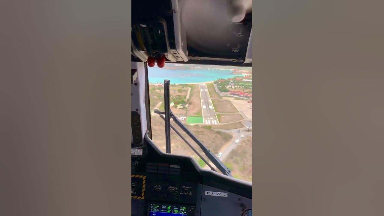 Would you land at this airport in St Barths in the Caribbean? Would you land at this airport in St Barths in the Caribbean?