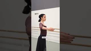 WHERE SHOULD YOUR ARMS BE? USE YOUR BACK! ✨ #ballettips #vaganova #balletdancer #pointe
