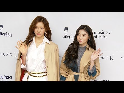 [4K영상] 헬로비너스(HELLOVENUS) 유영-서영, 포토월은 이쁘게(181018)