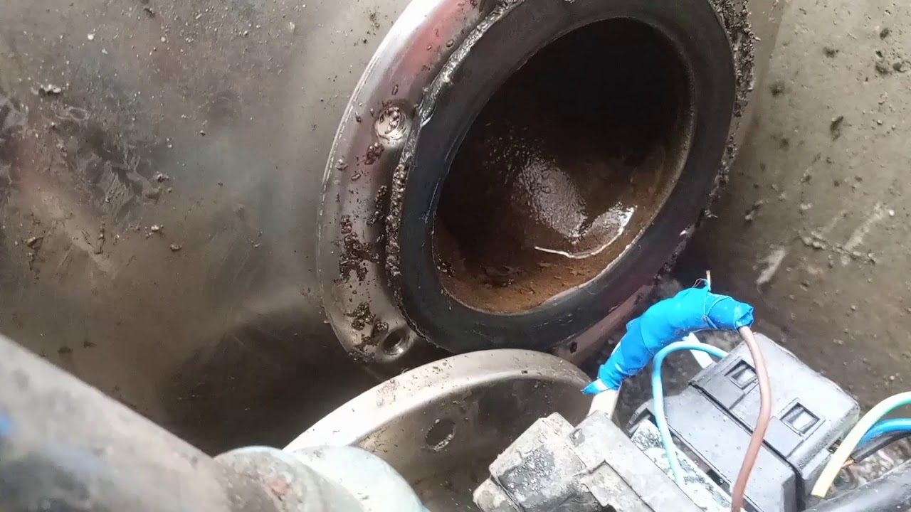 Что делать если потек расширительный бачок и порвалась мембрана - YouTube