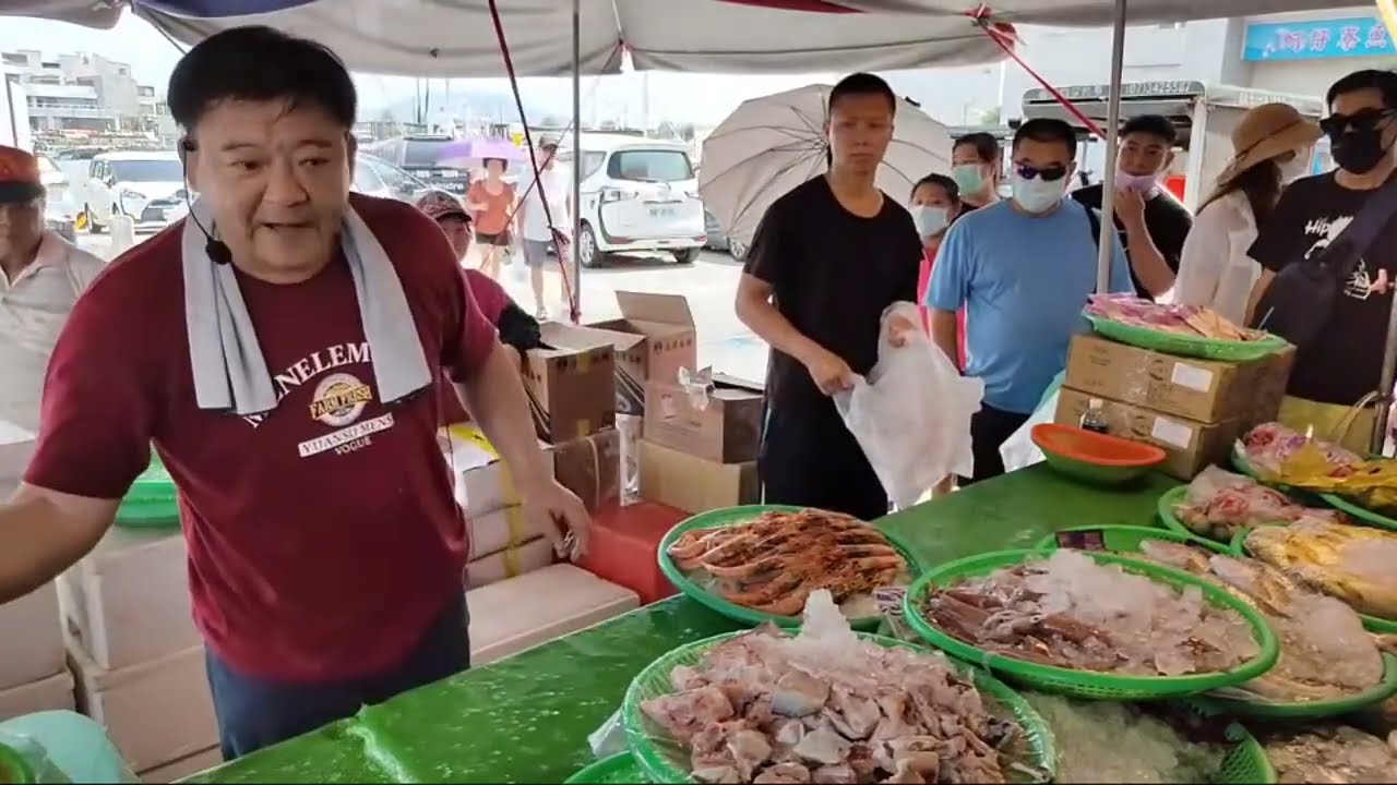 高雄蚵仔寮興爸海鮮叫賣
