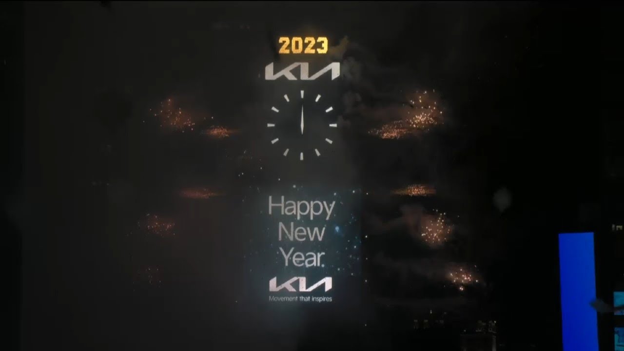 Times Square 2023 - New Year's Eve Ball Drop Realtime YouTube Live View ...