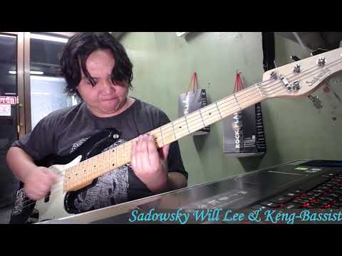 sadowsky-will-lee-&-keng-bassist