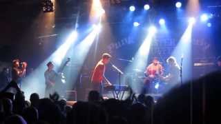 Buster Shuffle - Elvis Vs. Wag (live @ Punk &amp; Disorderly 2013 Berlin, Astra 13.04.2013)