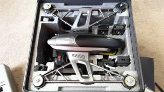 Yuneec Typhoon Q500 4K Video Drone Unboxing
