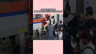 PASSENGER NOT OPENING DOOR CROWD OUTSIDE GOT ANGRY FILLED COACH WITH WATER PIPE #funny