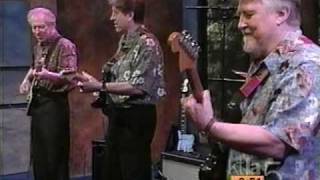 The VENTURES   CALHOUN SURF &  HAWAII 5-0  LIVE!! chords