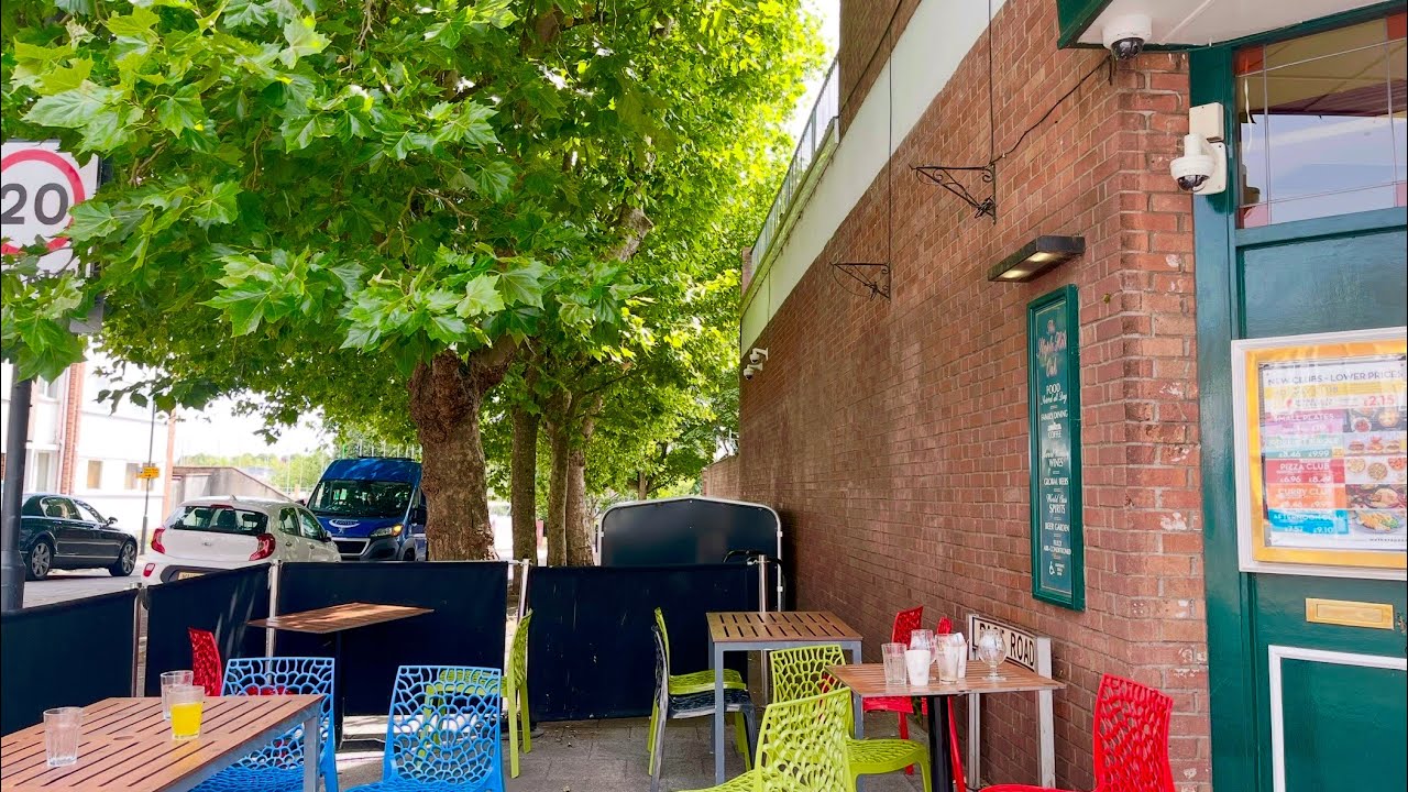 This BRISTOL Wetherspoon has Links to the TITANIC