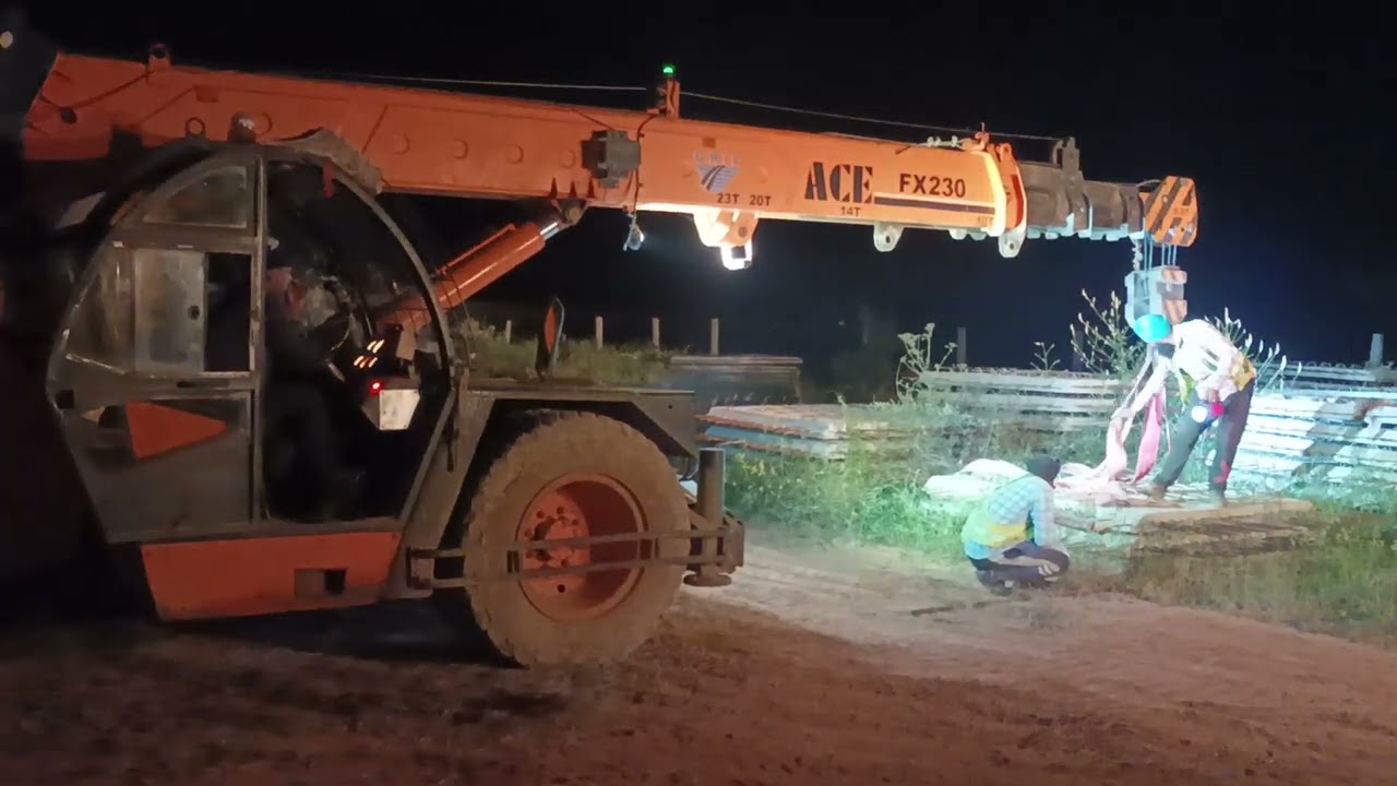 ROAD PROJECT NIGHT SHIFT PLANKS LOADING WORK