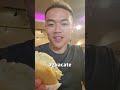Primera vez comiendo reina pepiada #japones #japonesjun #arepa #venezuela #reinapepiada