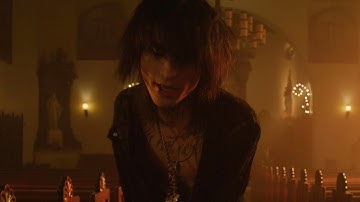 Right Girl, Wrong Time - Johnnie Guilbert ft. Sueco (Official Music Video)