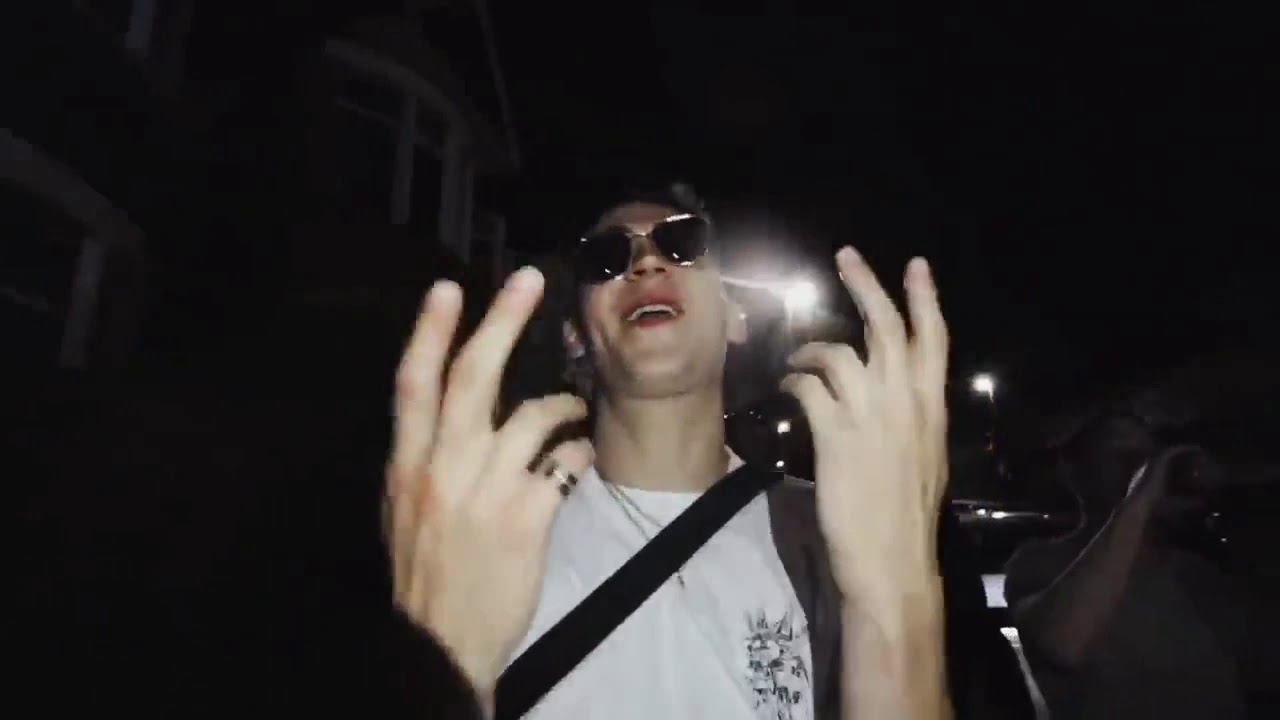 Hero Fiennes tiffin (edit)