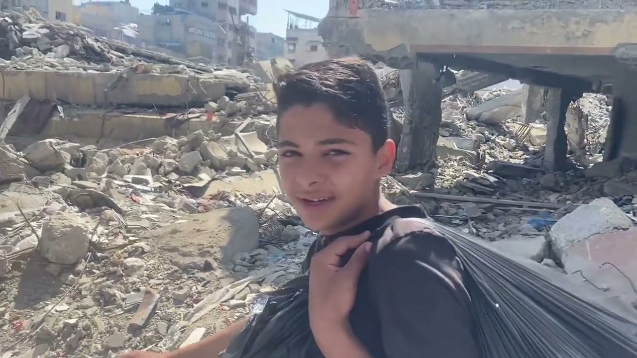 الحمدلله بعد معناه كبير كتيرة اقدرت احصل على البسكويت وقتعت مسافه كتير بعيدة