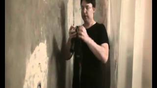 Как делать крепление дюбелей(http://rykinekruki.ru/videouroki/kak-sdelat-kreplenie-dyubeley/ В этом видеоуроке Вы научитесь делать крепление дюбелей в бетонной стен..., 2012-05-06T20:16:59.000Z)