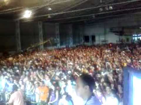 Walmir Alencar canta 