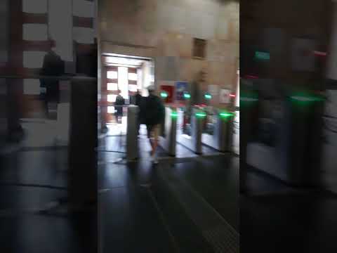 Video: Stazione della metropolitana Baumanskaya. Passato e presente
