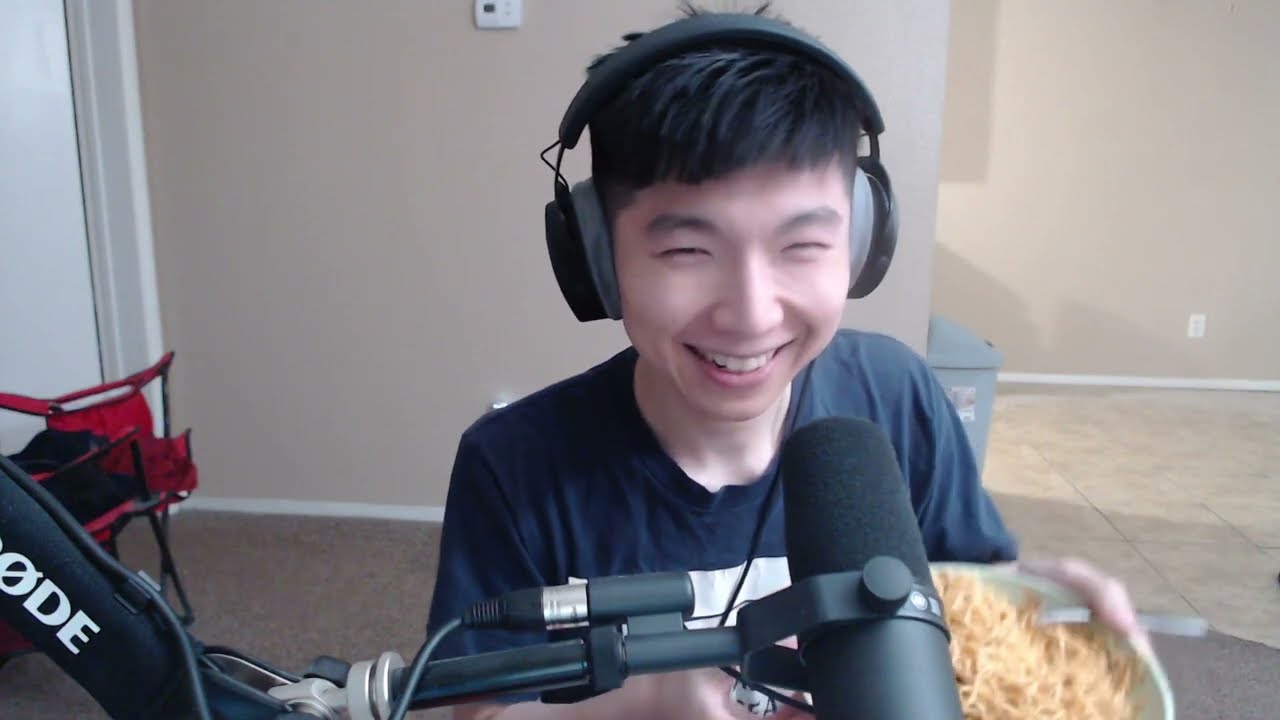 First Time Trying Indomie Goreng Noodles With Japanese Mayo (Premium vs Kewpie)