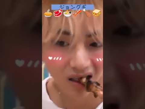 Tae 🍗🥓🍞🍝🥞 asmr eating show 🤤 delicious food mukbang #tae #bts #eating #food 💜💜part-✌️