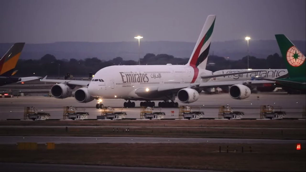 London Heathrow Airport Emirates A380 - YouTube