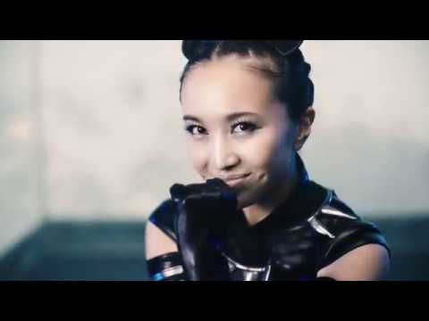 百田夏菜子、赤くない!『ブラックパンサー』コスチュームでダンス!