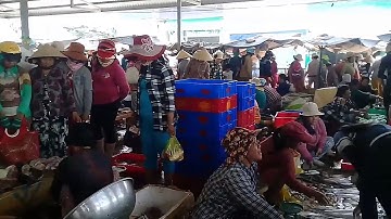 Phan Ri Cau Market