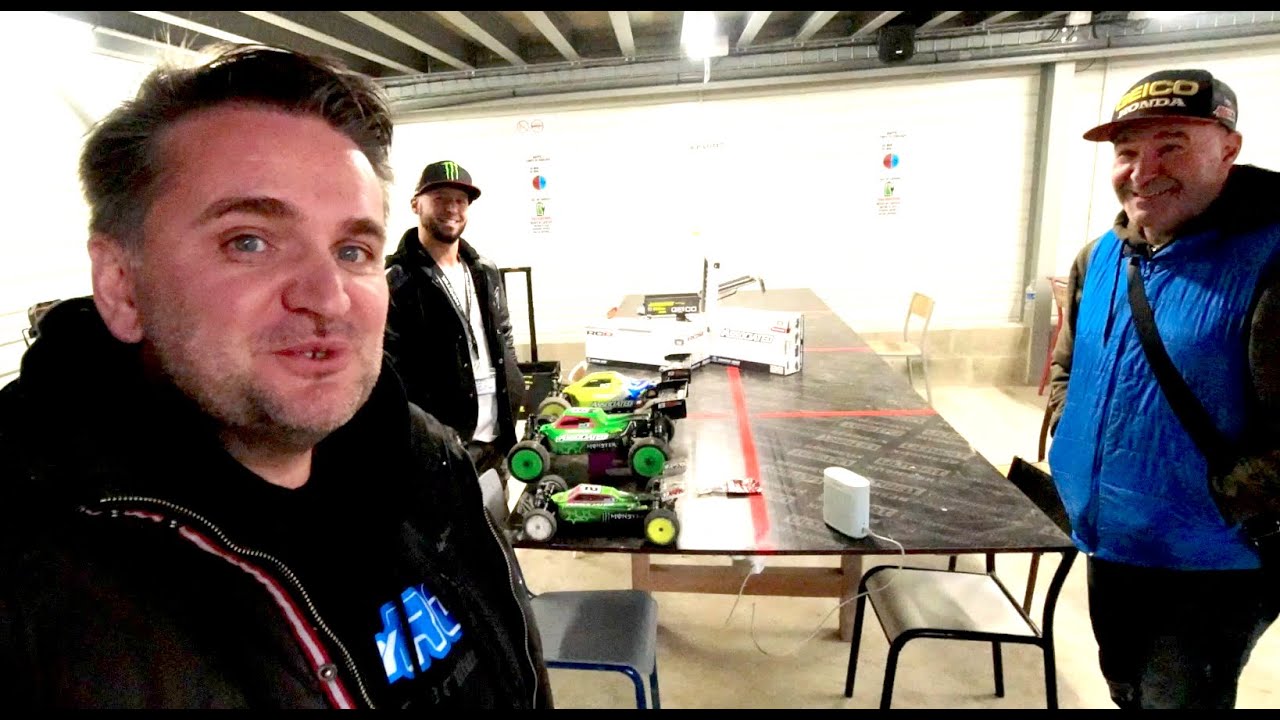 Les RC Team Associated de 2 Alsaciens au Reims EMC indoor - interview