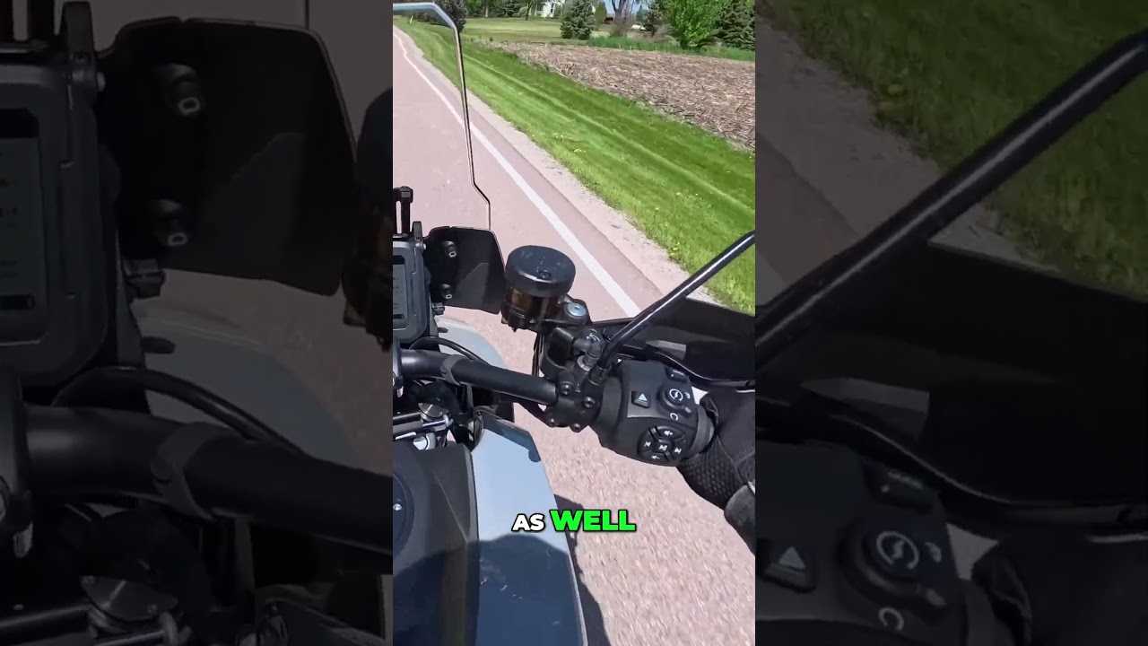 Motorcycle Wind Safety: Stop Light Survival Guide