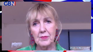 Christmas clean up tips: Aggie Mackenzie shares her advice on cleaning up after the festive season screenshot 5