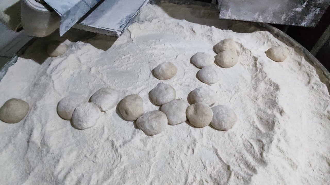 Baking Iranian Tufton Bread Tufton bread recipe in Mazandaran|نان تافتون