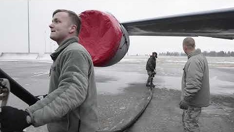 92 ARW Commander POL Visit (2019) 🇺🇸