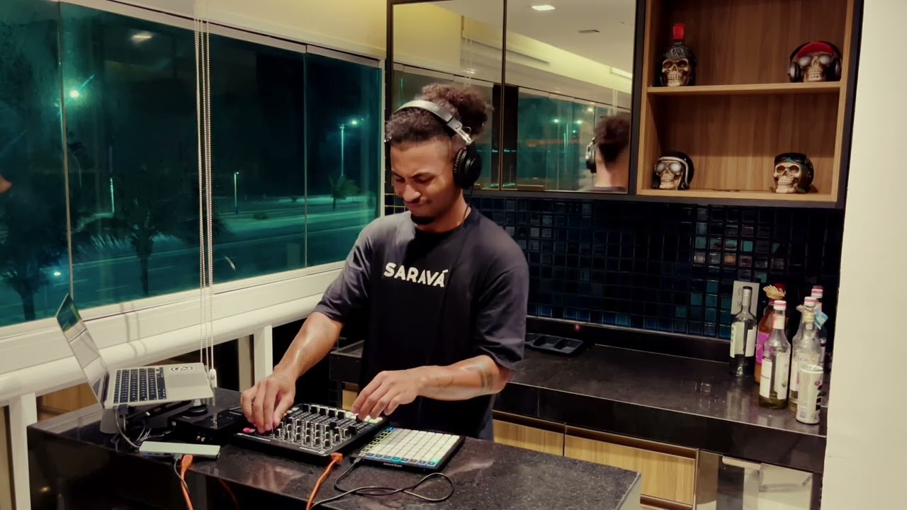 IVYO | LATIN SALSET BR