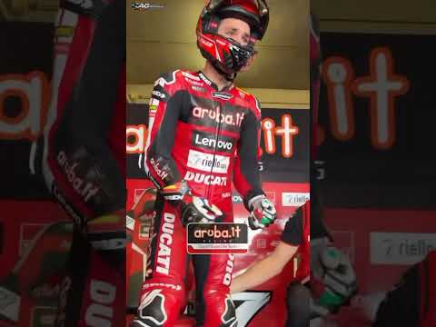 Box and track ! Free practice session Friday portimao superbike 2026 