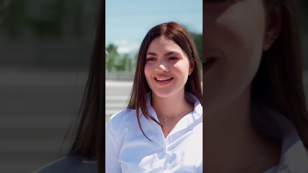 “QUIERO CIEN CAMIONES”, dijo el anciano campesino. La jefa gritó: “¡Eres un pobre!” Y lo pagó car f