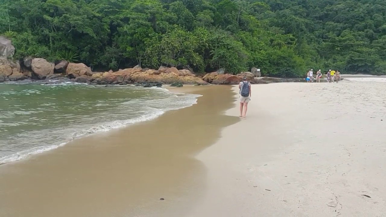 Exotic Middle Beach, Trinidade, Brazil / Пляж Middle, Тринидад, Бразилия