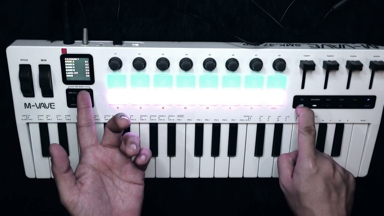 Sean Tries Out The M-Vave SMK-37 Pro for 15 Minutes - YouTube