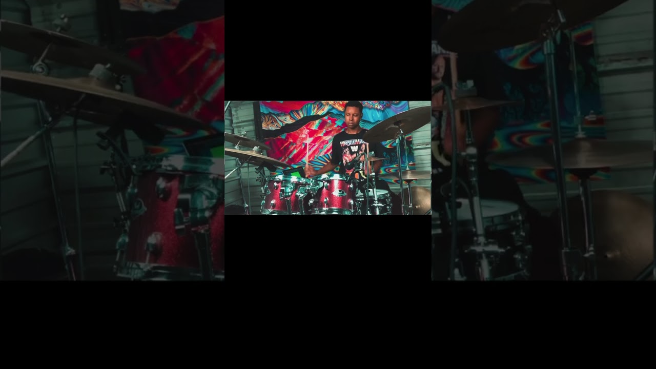 Freedomland x The Yellowjackets