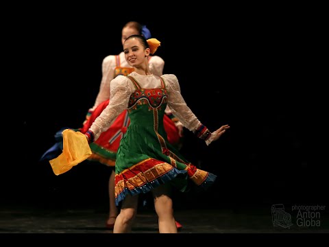 «ОЗОРНЫЕ ДРОБУШКИ», Ансамбль 'Школьные годы'. 'MISFORTUNE DROBUSHKI', Ensemble 'School Years'.
