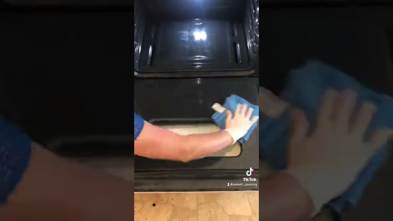 Oven Cleaning with Eleleth Professional Cleaning Services