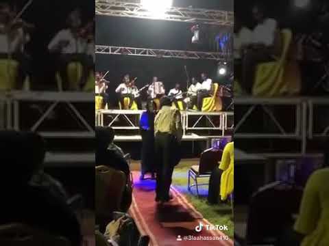 سميرة دنيا