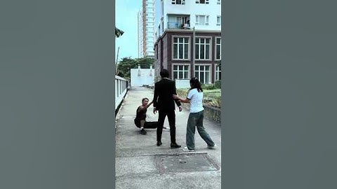 Save the girl from the bad guys [CONDA NGUYEN] #condanguyen #kindness #goodman #hero #help #respect
