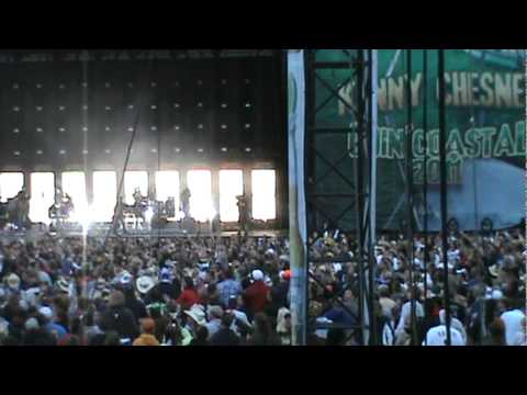 Kenny Chesney's Entrance - Live A Little.MPG
