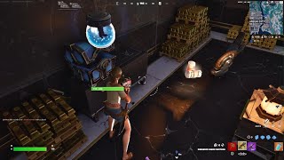 FORTNITE mega city vault glitch!...