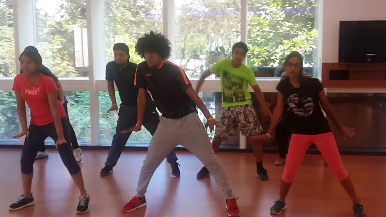 Kar Gayi Chull Dance Choreography @TheFeetCircus