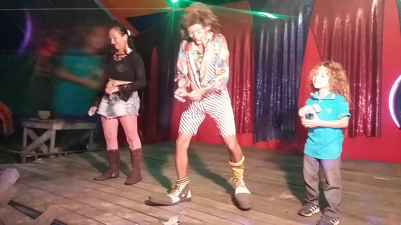 Palhaço batatinha seu filho colorau  circo