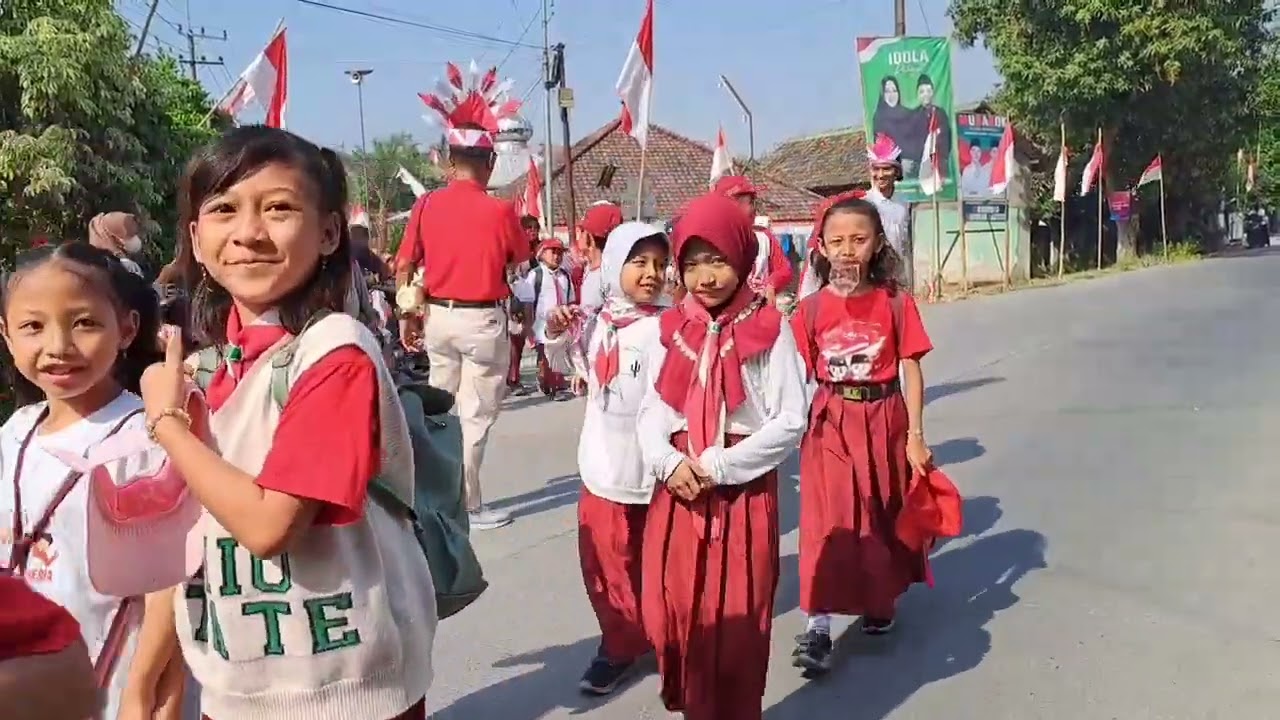 Pawai Hari Kemerdekaan SDN Jetis 1 Tahun 2024