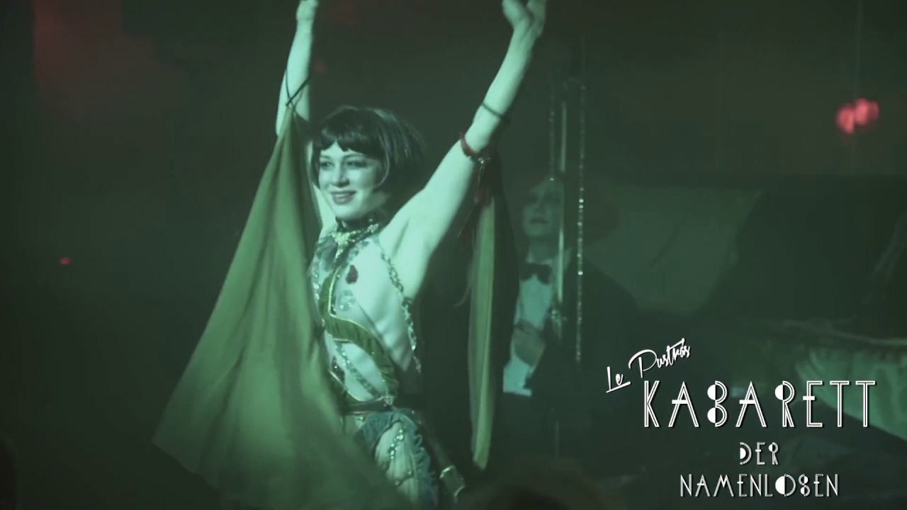 Le Pustra’s Kabarett der Namenlosen - Vicky Butterfly